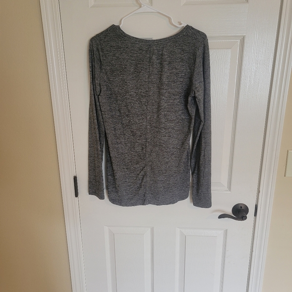 Champion small long sleeve - Picture 2 of 3